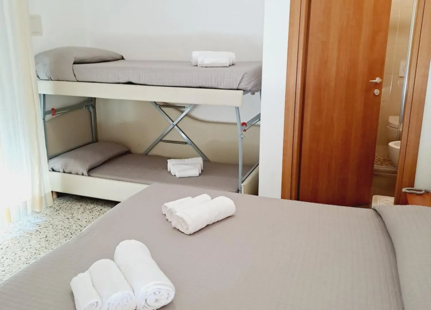 ***  Hotel Helvetia Rimini Itália