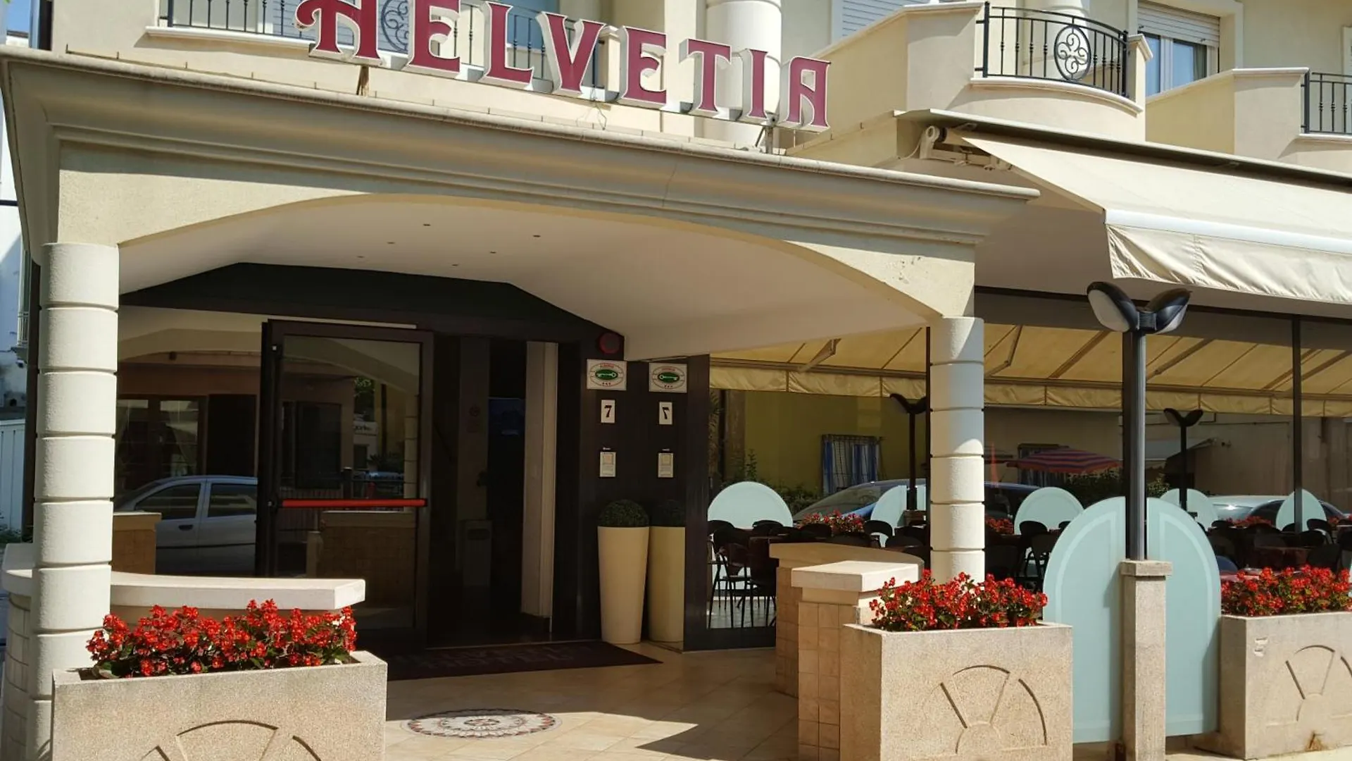 Hotel Helvetia Rimini 3*,  Itália